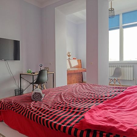 Living Spaces - Guesthouse 耶烈万 外观 照片